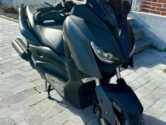 scooter yamaha xmax 125