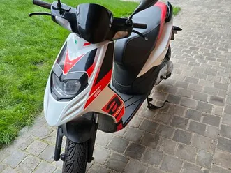 scooter aprilia 2t
