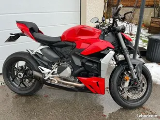 ducati streetfighter v2