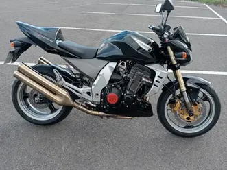 z1000