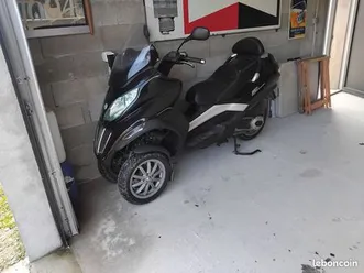 piaggio mp3 125
