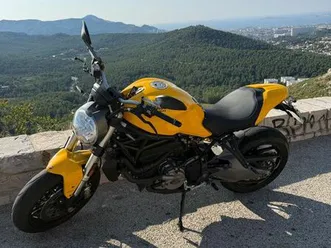 ducati monster 821 peu roulée