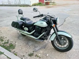 kawasaki vulcan 900 classic
