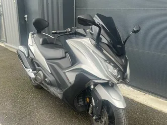 maxi scooter kymco ak 550