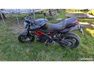 aprilia shiver 900