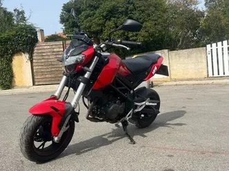 moto 125 benelli
