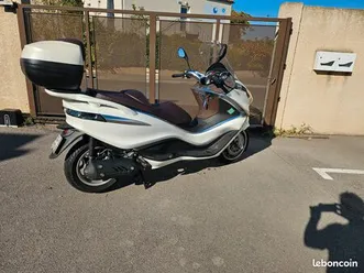 scooter 125 piaggio x10 ie executive