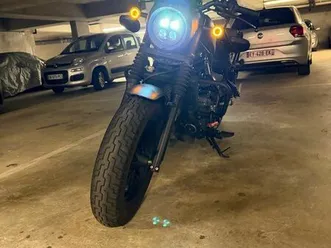 honda rebel 500 — noir mat — 2022 — état neuf - garantie jusqu’en 2027