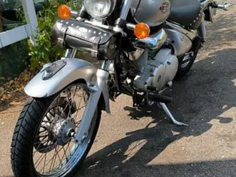 moto suzuki 125 intruder ct vierge tbe