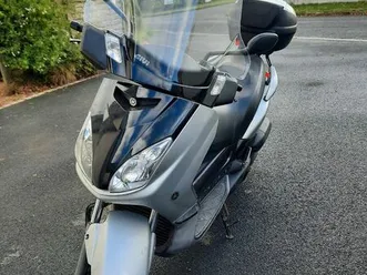 scooter xmax