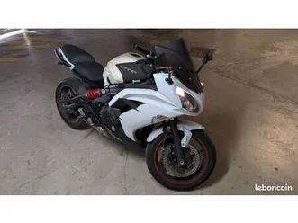 vends er-6f abs 2014 & bagster 52000km 3000