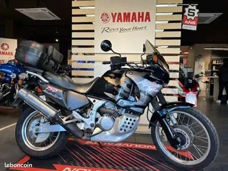 honda xrv 750 africa twin très bon état