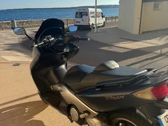 yamaha tmax night max