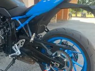 suzuki gsx-8s - 2025