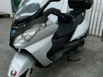 aprilia atlantic 500