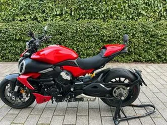 ducati diavel v4