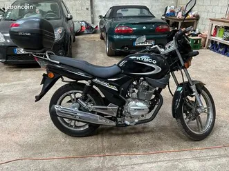 moto 125 kymco pulsar