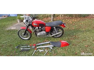 triumph thruxton 900