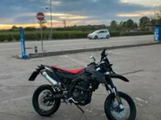 aprilia sx 125
