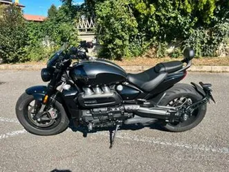 triumph rocket 3 storm