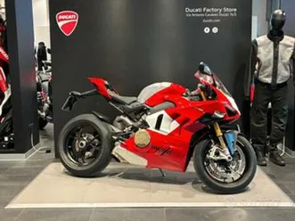 ducati panigale v4 r