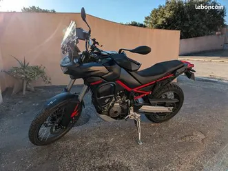 aprilia tuareg 660