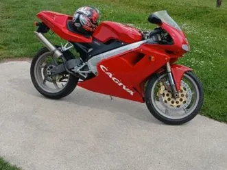vend moto cagiva mito 125