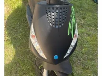 scooter piaggio zip 4t