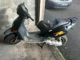 scooter aprilia rally