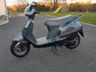 peugeot 125 sv, scooter en très bel état