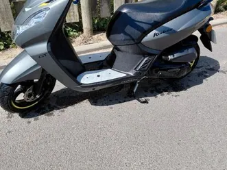 scooter débridé peugeot kisbee 4tps gt 50 cc année 2022