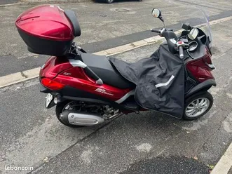 piaggio mp3 300
