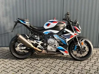 bmw m 1000 r