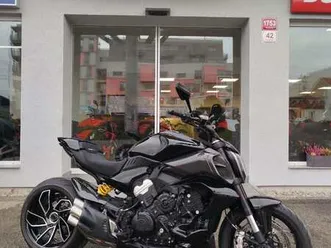 ducati diavel v4, 1. majitel, čr, tovární záruka, -dph, výbava