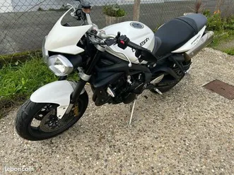 triumph street triple r 675