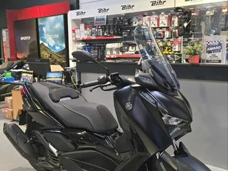 yamaha xmax 125 tech max