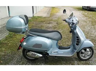 vespa gts 300 hpe mit zubehör, scheckheftgepflegt