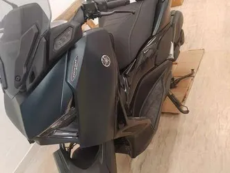 yamaha x-max 125 tech max nero