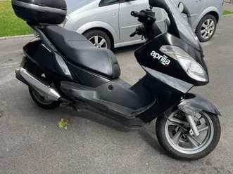 scooter aprilia 500 cm3