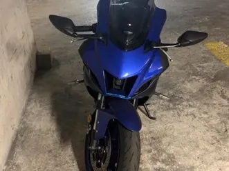 r7 yamaha