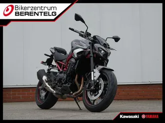 kawasaki z900 metallic carbon gray 2025 70kw