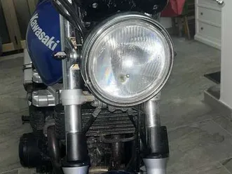 kawasaki zr 750 sportiva blu/azzurro