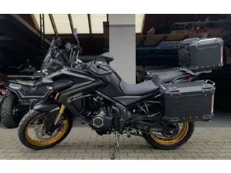 voge 525dsx motocykl voge 525dsx z kuframi rok 2025 benzyna 48km
