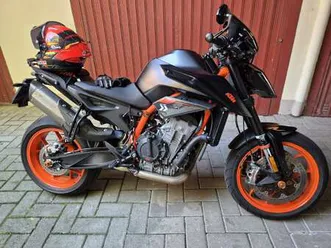 ktm 890 duke r finale akra carbonio nero