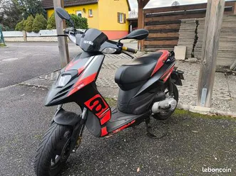 scooter aprilia sr50