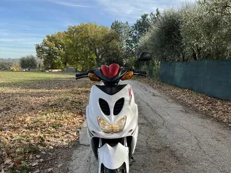 yamaha aerox liquid cooled