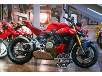 ducati streetfighter v4s *only 55 miles - 2025 model* 1103 cc