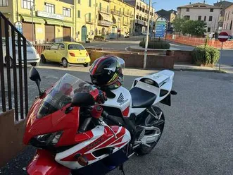 honda cbr 1000 rr fireblade