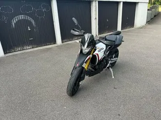 aprilia dorsoduro 750