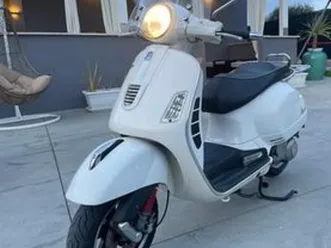 piaggio vespa 300 gts